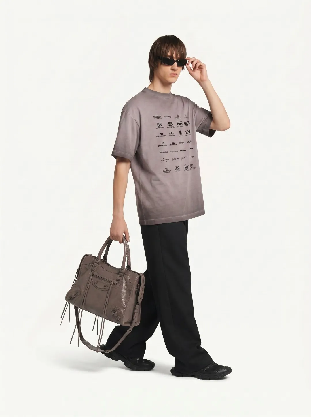 P90✨🔥 [balenciaga] 2026FW Paris lettering short-sleeved T-shirt Premium 26s double yarn 300g fabric, washed and sprayed with old and frayed craftsmanship Color: washed brown, washed Purple, washed Gray Size: S M L XL 2XL